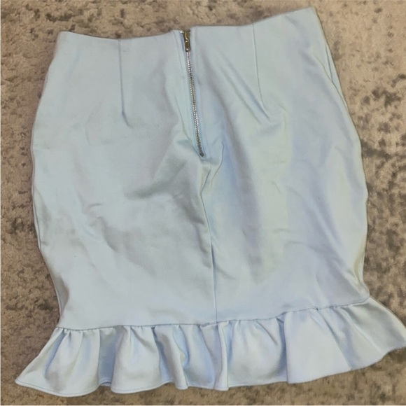 2 Piece Baby blue midi skirt and crop top set - Picture 4 of 9